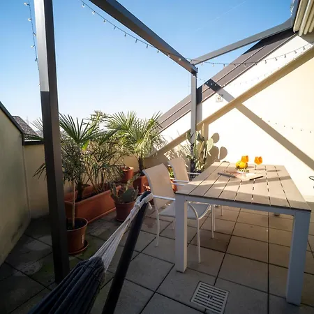 Apartment Flat With Terrace Close To Forum And Milanofiori Metro
